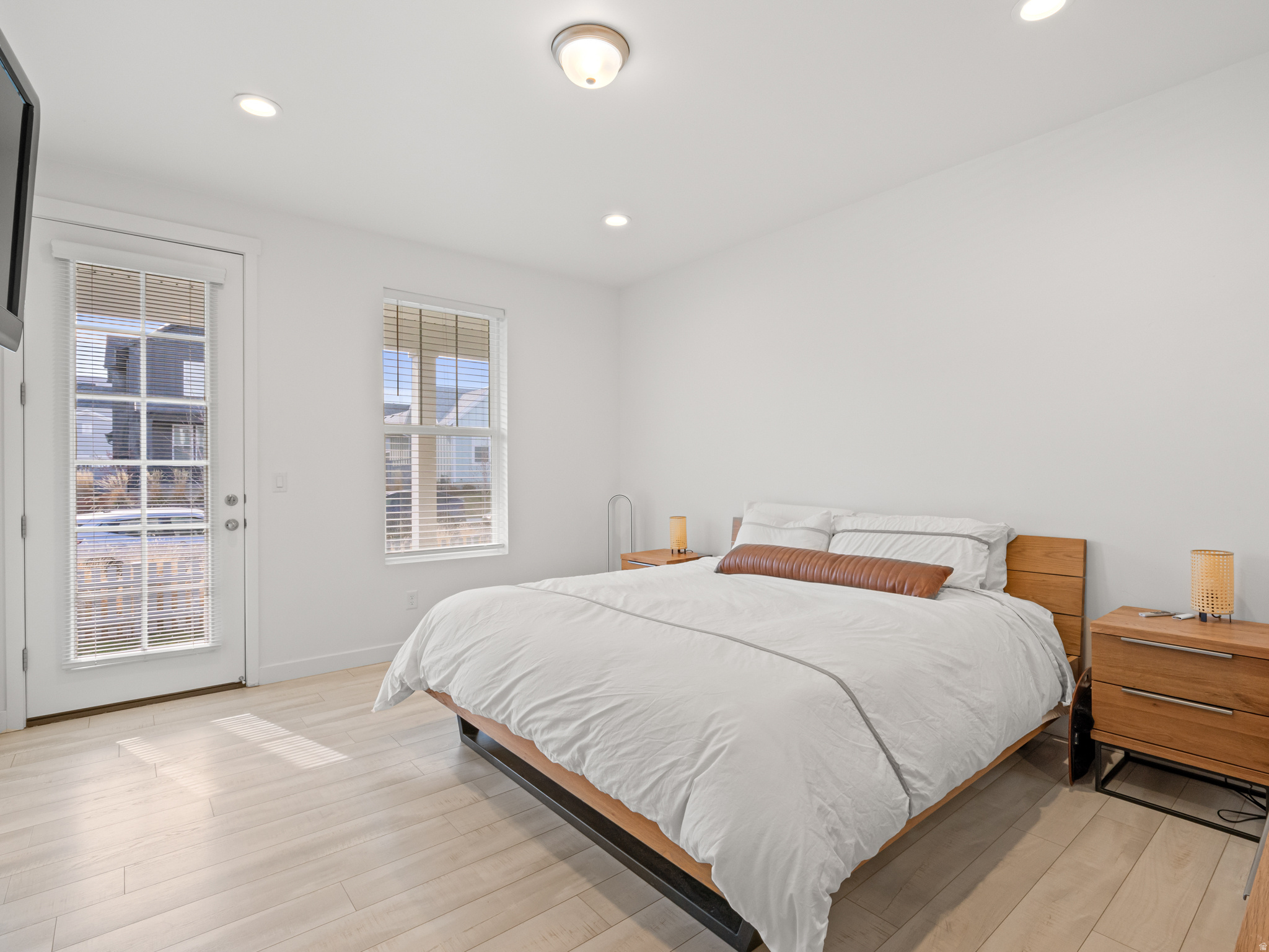 DAYBREAK - Residential