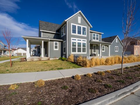 Tiny photo for 11517 S PEBBLE POND DR W, South Jordan, UT 84009 (MLS # 2147357)