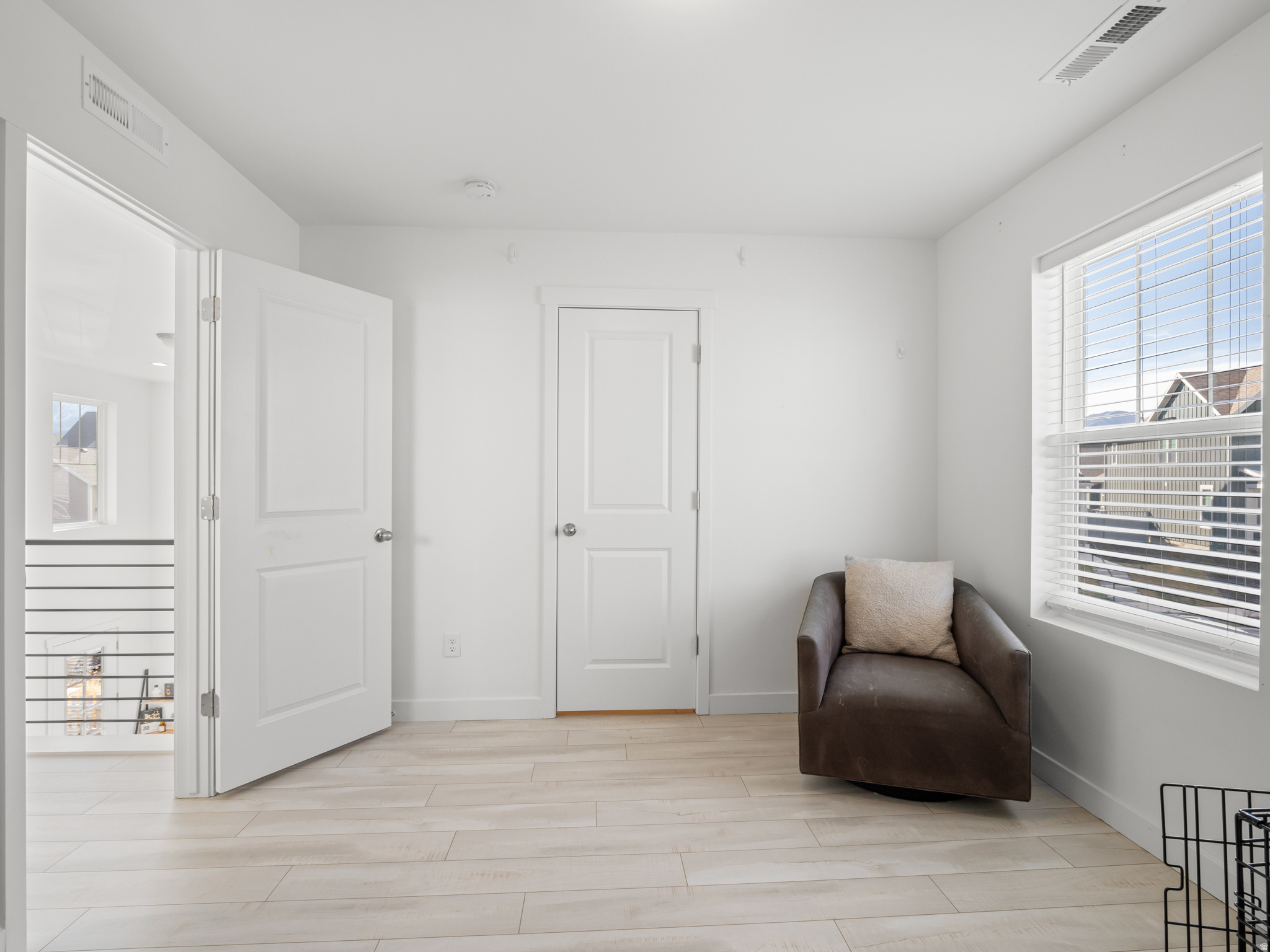 DAYBREAK - Residential