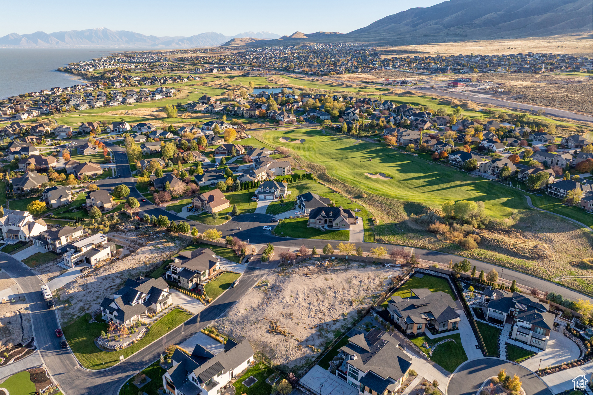 WILTSHIRE ESTATES - Land