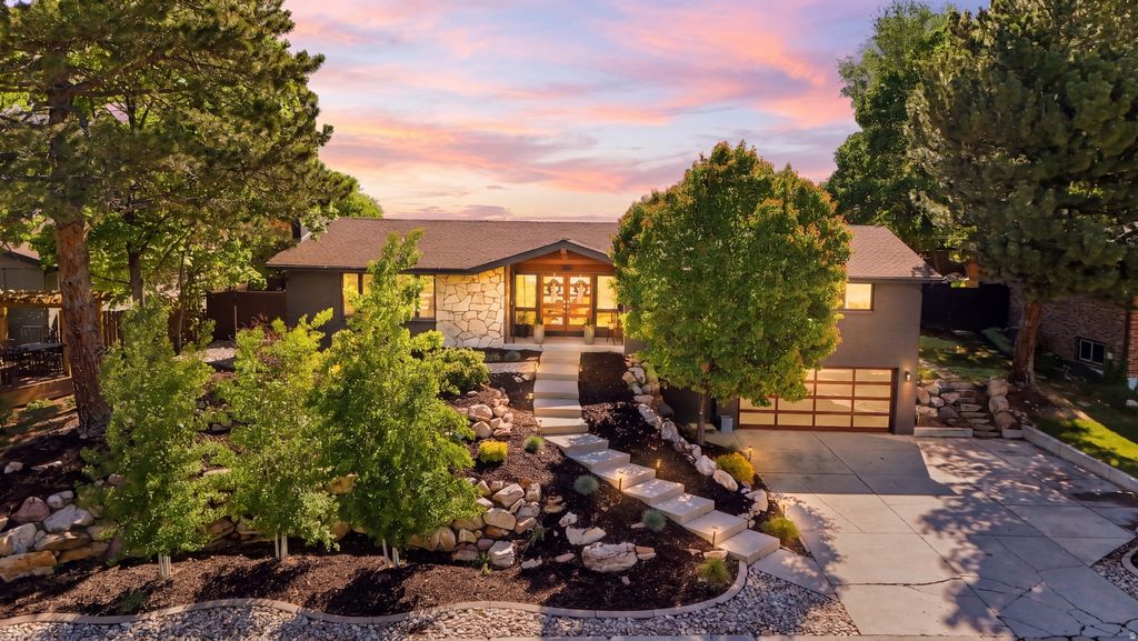 Photo of 4161 S JUPITER DR, Millcreek, UT 84124 (MLS # 2156140)