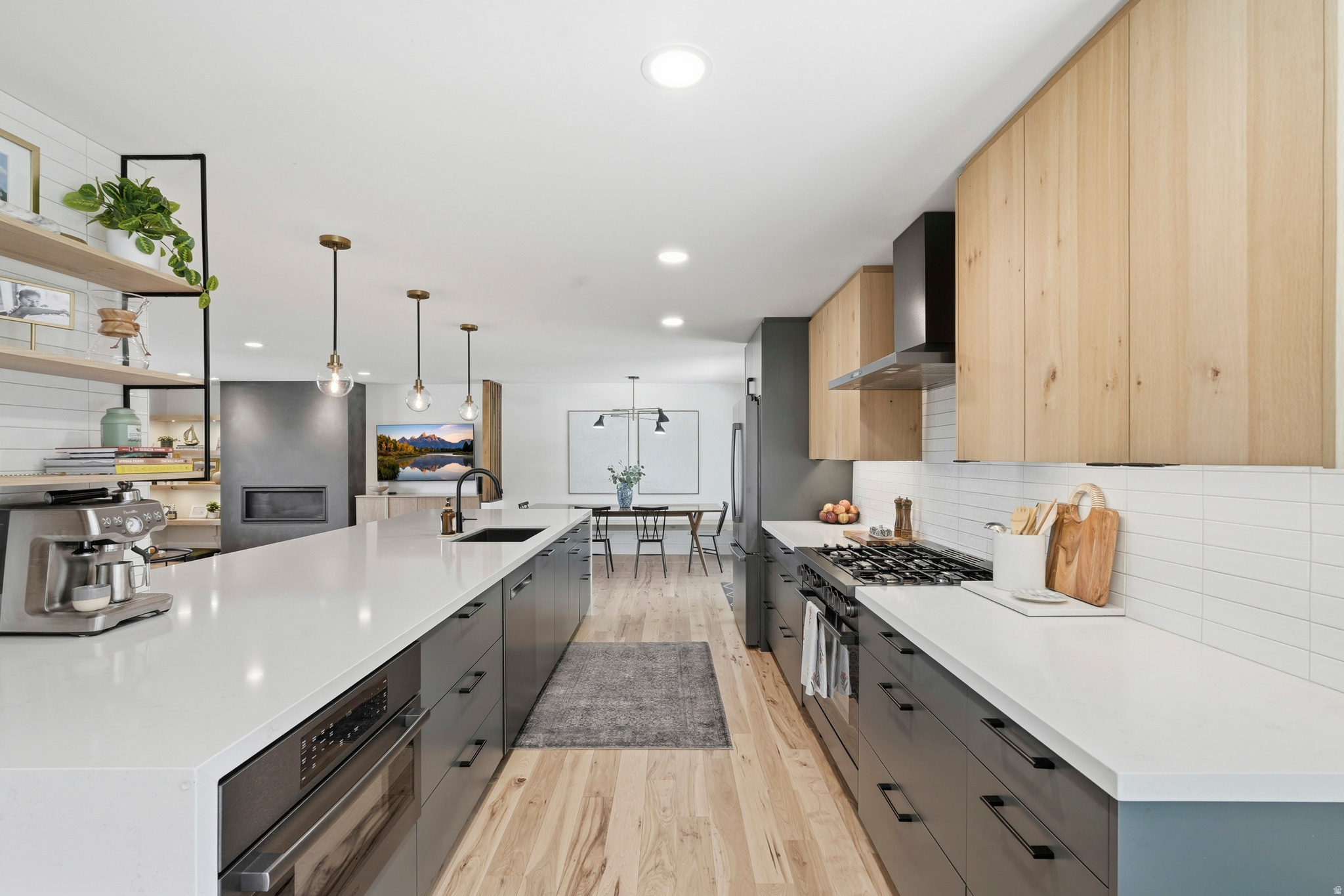 MOUNT OLYMPUS ACRES - Residential