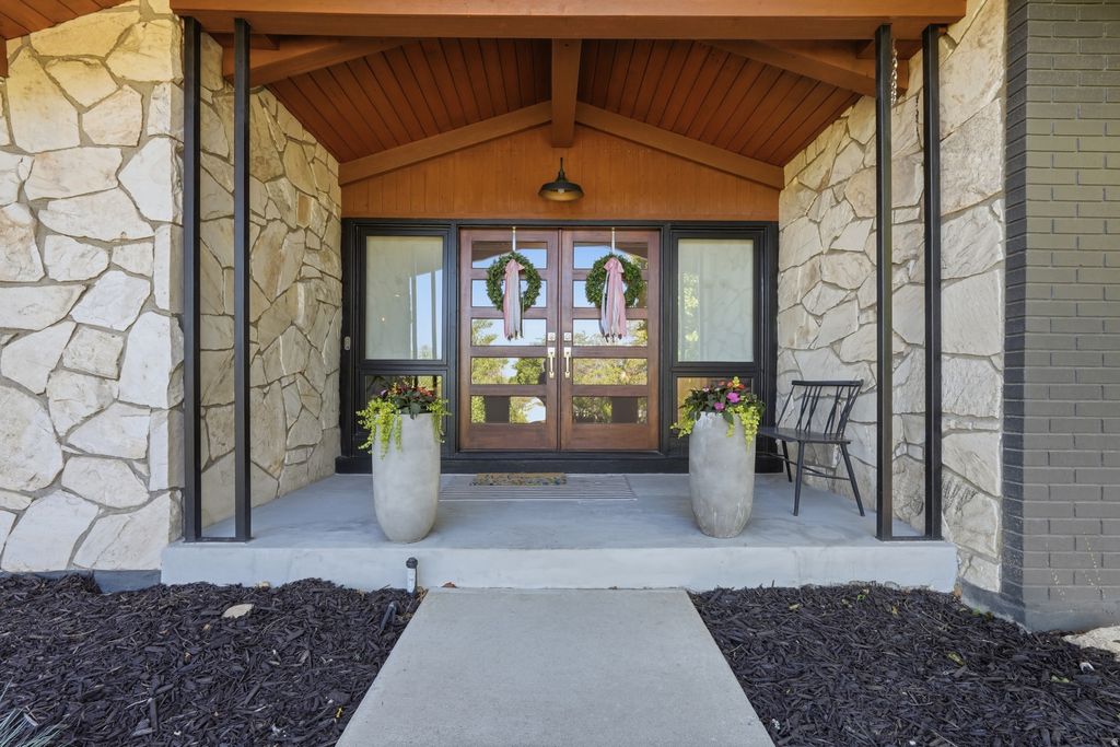 Photo of 4161 S JUPITER DR, Millcreek, UT 84124 (MLS # 2156140)