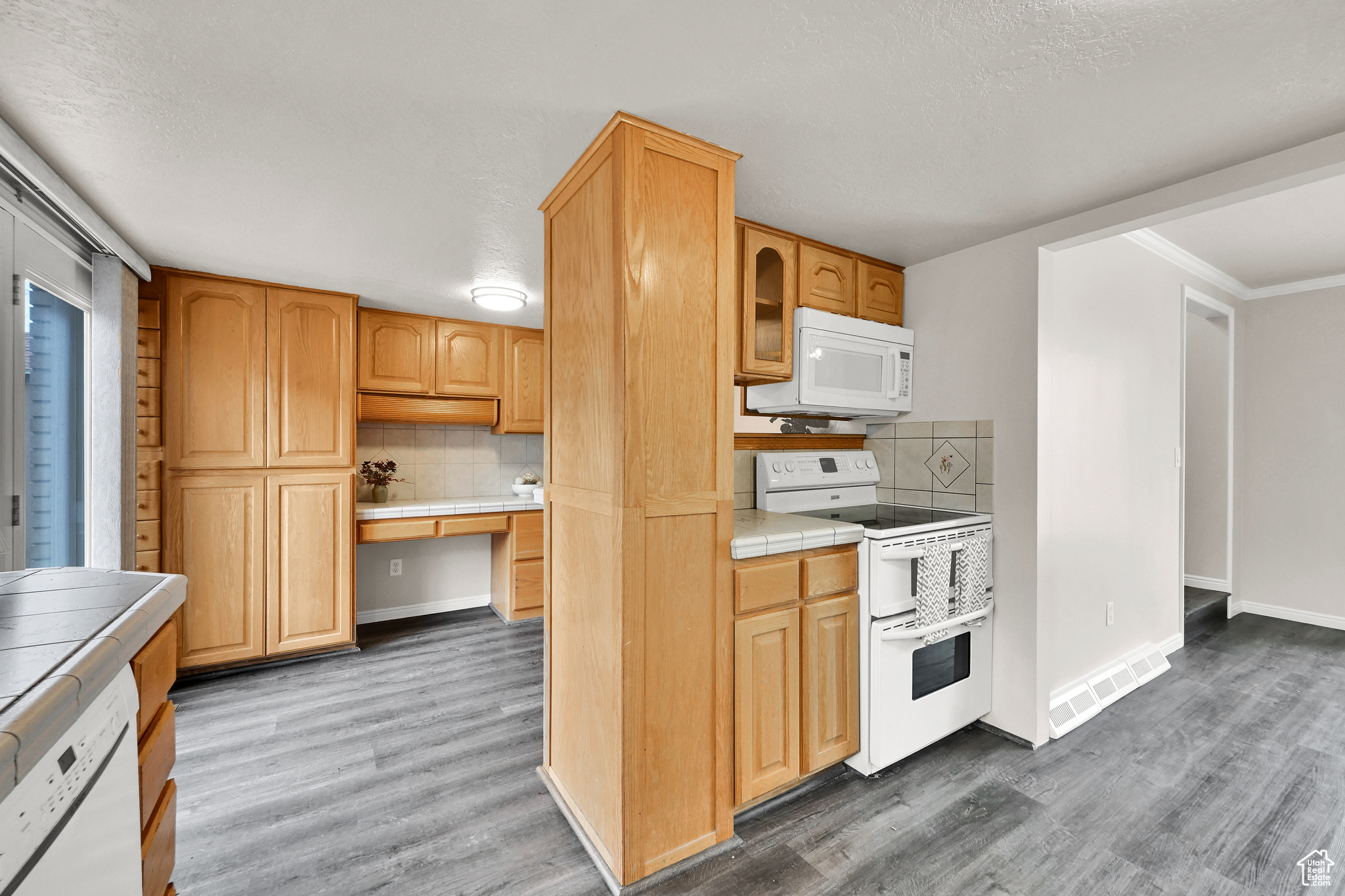 ORCHARD PARK - Residential