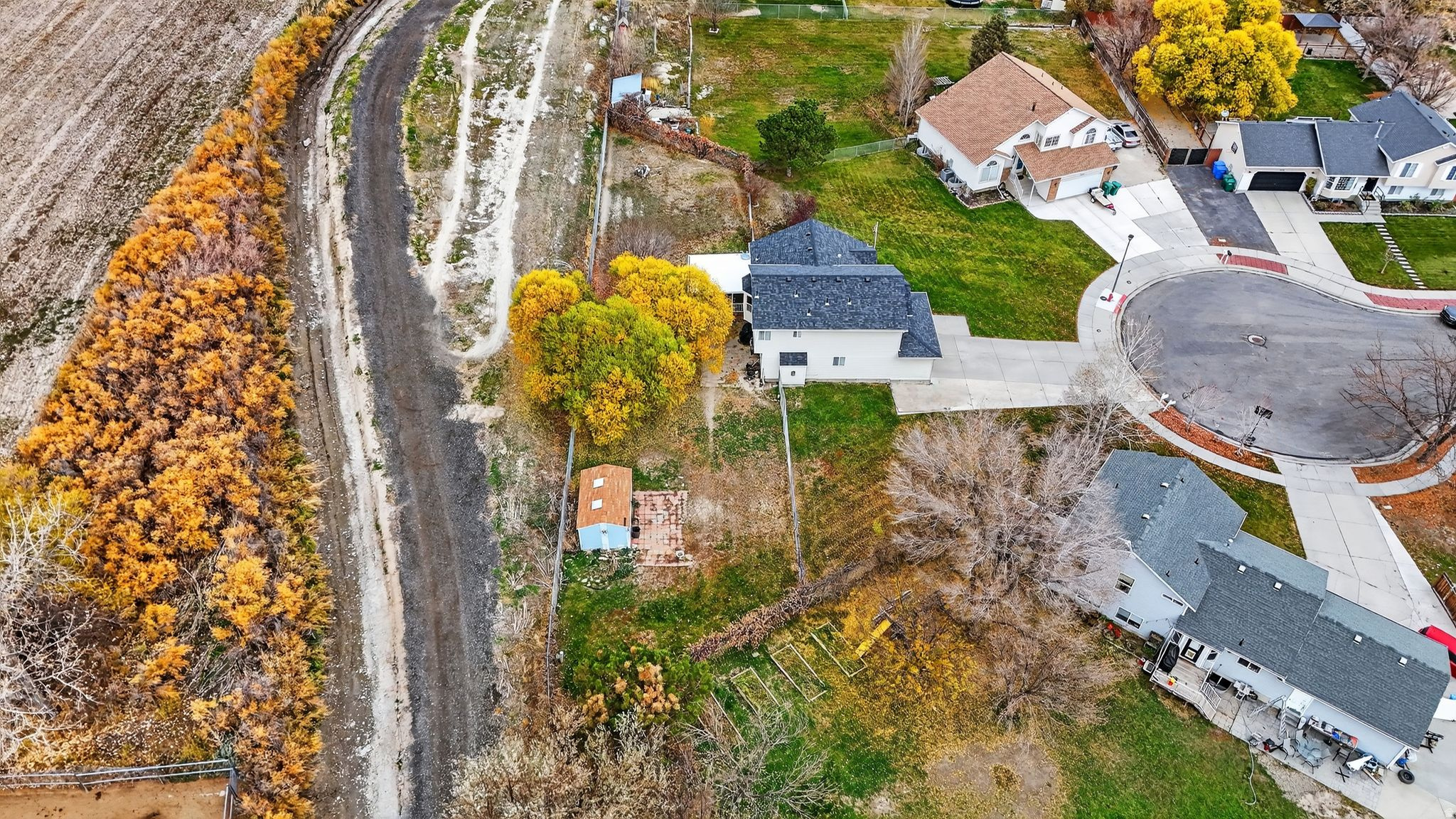 MEADOWS - Residential