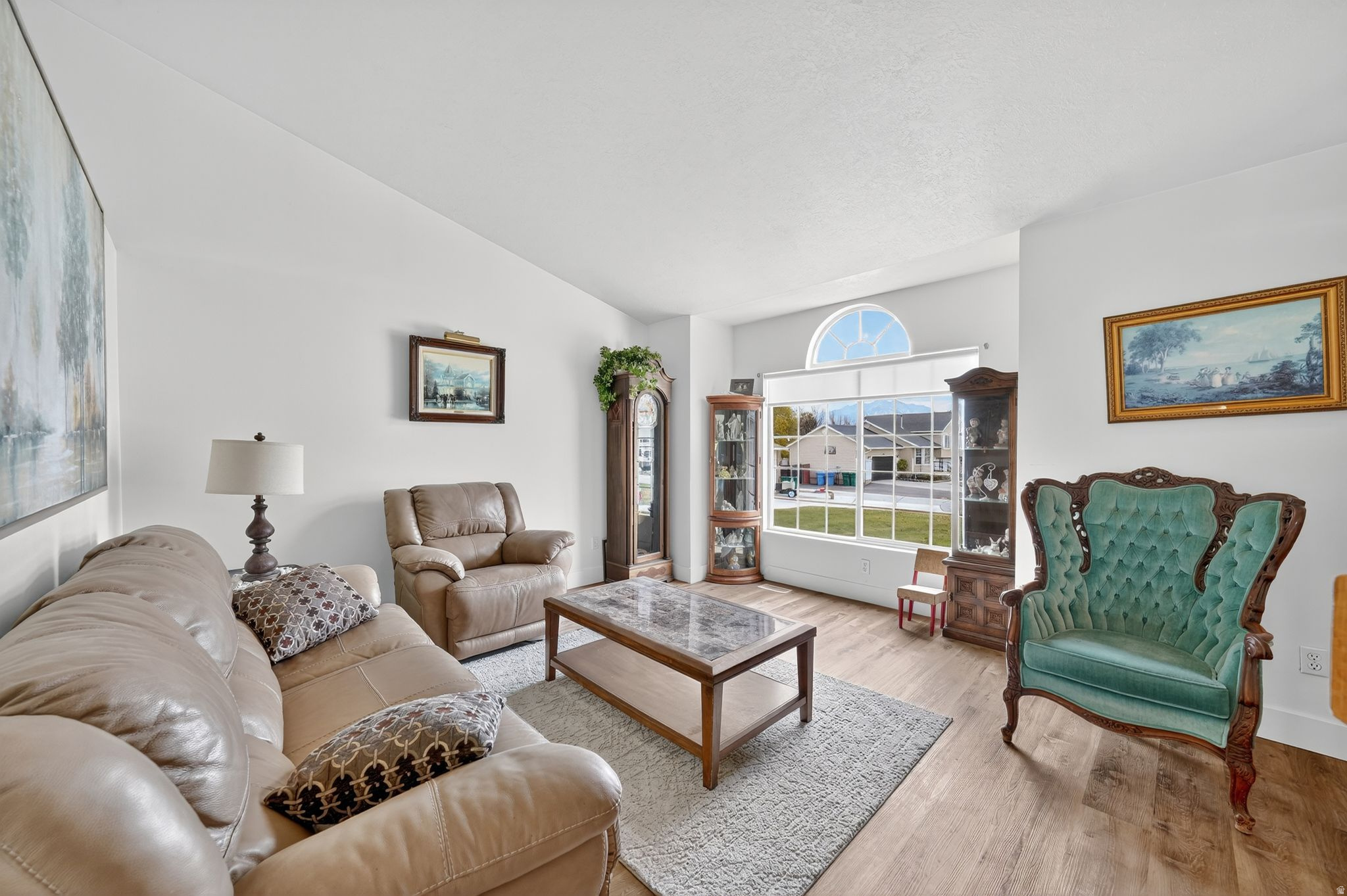 MEADOWS - Residential