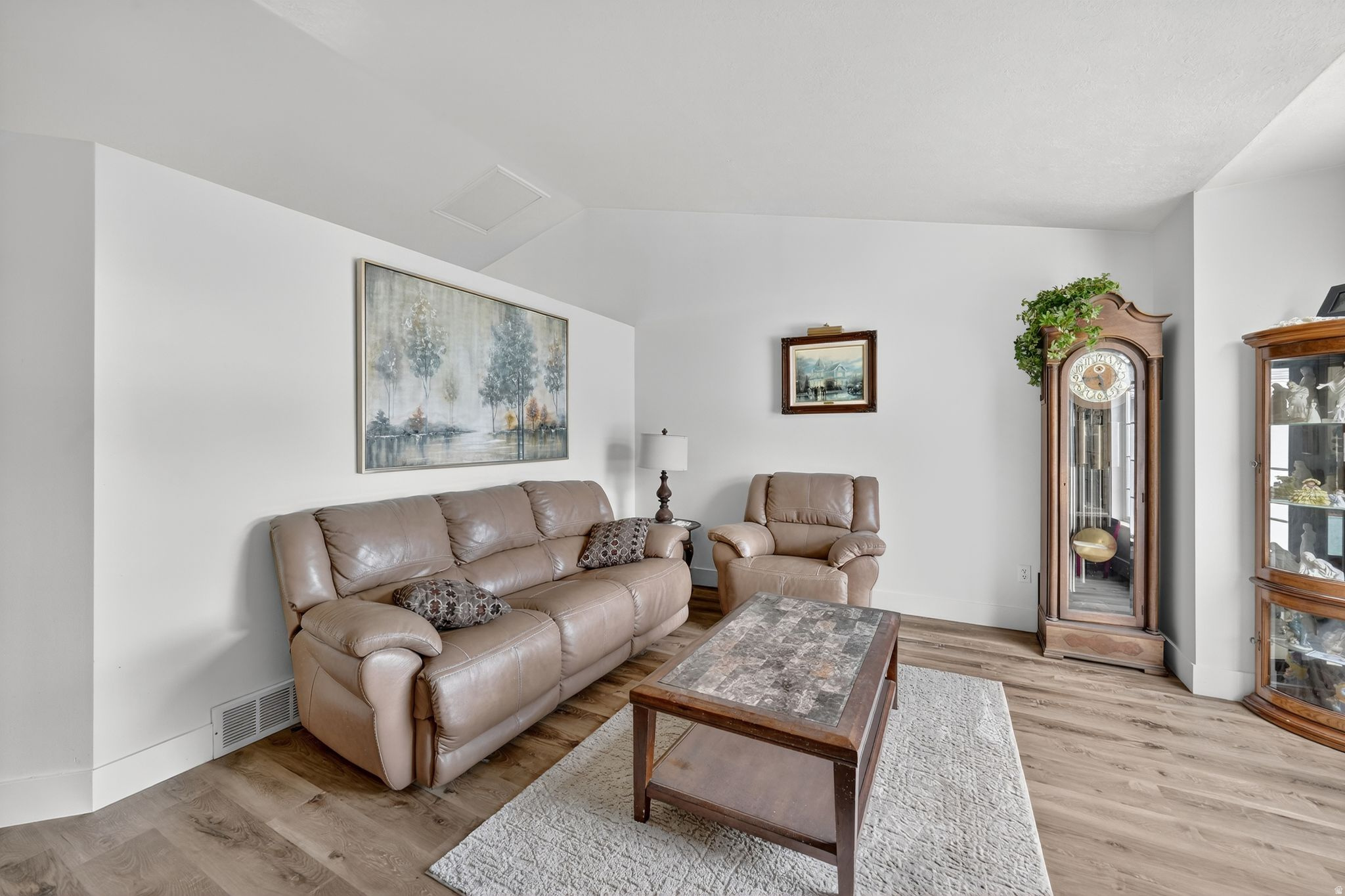 MEADOWS - Residential