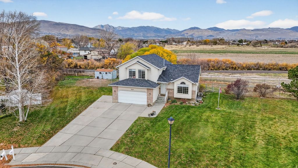 Photo of 3277 W 13120 S, Riverton, UT 84065 (MLS # 2123202)