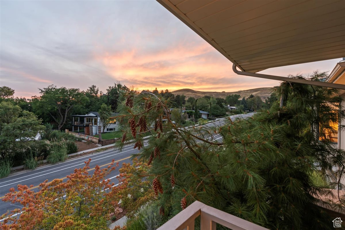 NORTHCREST - Residential