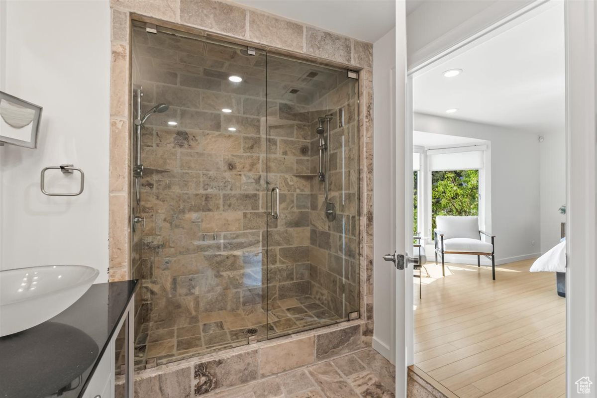 NORTHCREST - Residential