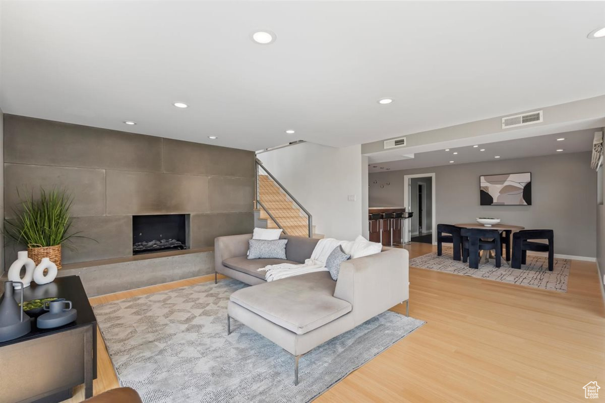 NORTHCREST - Residential