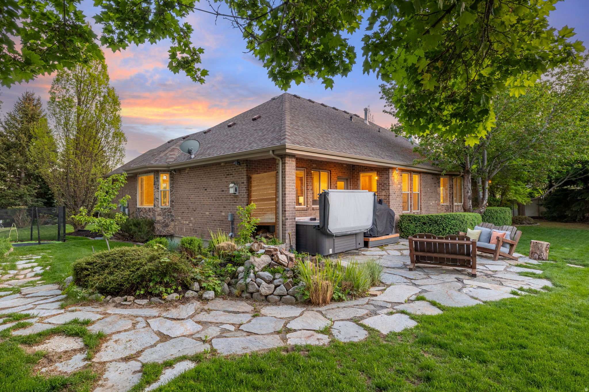DRY CREEK BENCH - Residential