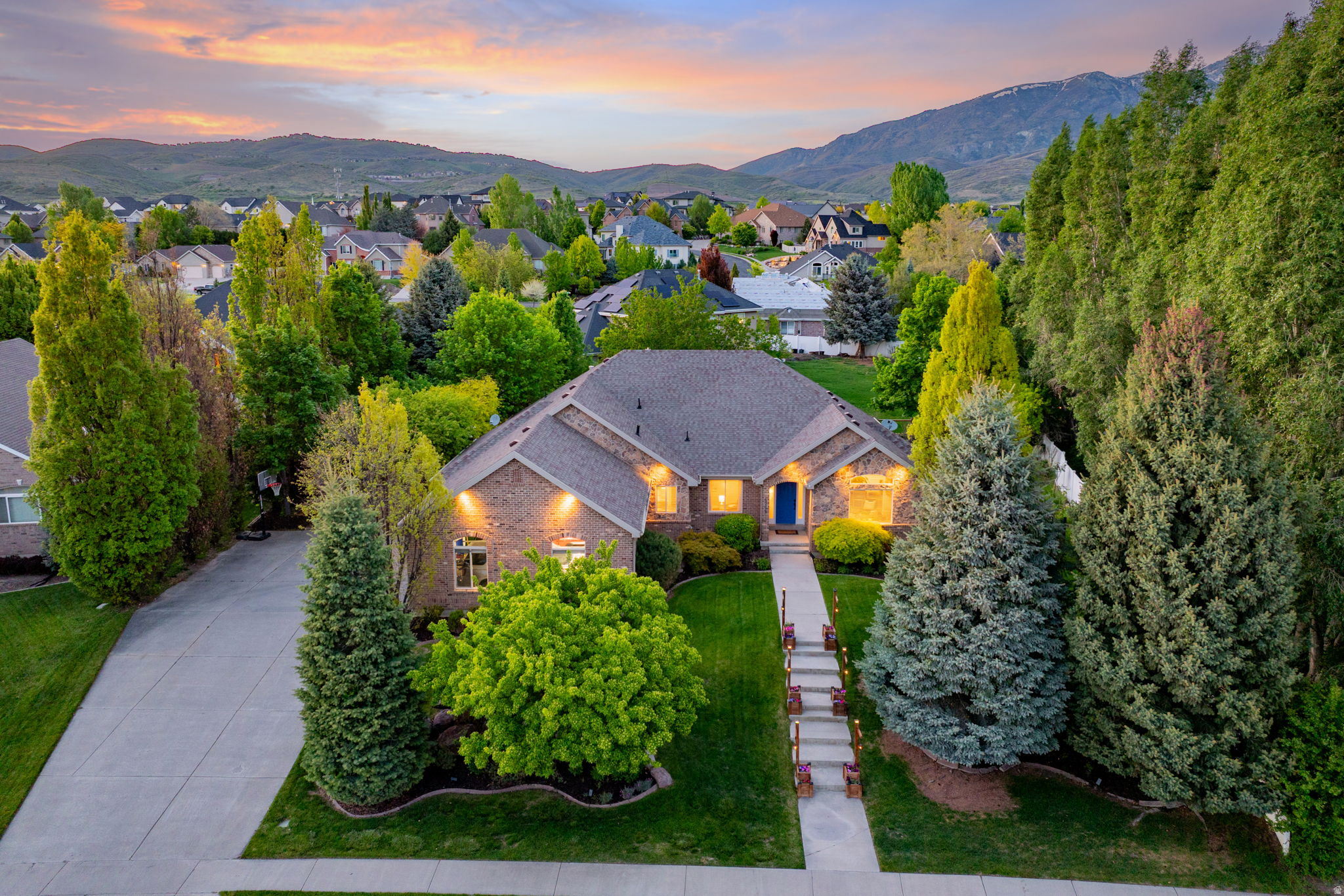 DRY CREEK BENCH - Residential
