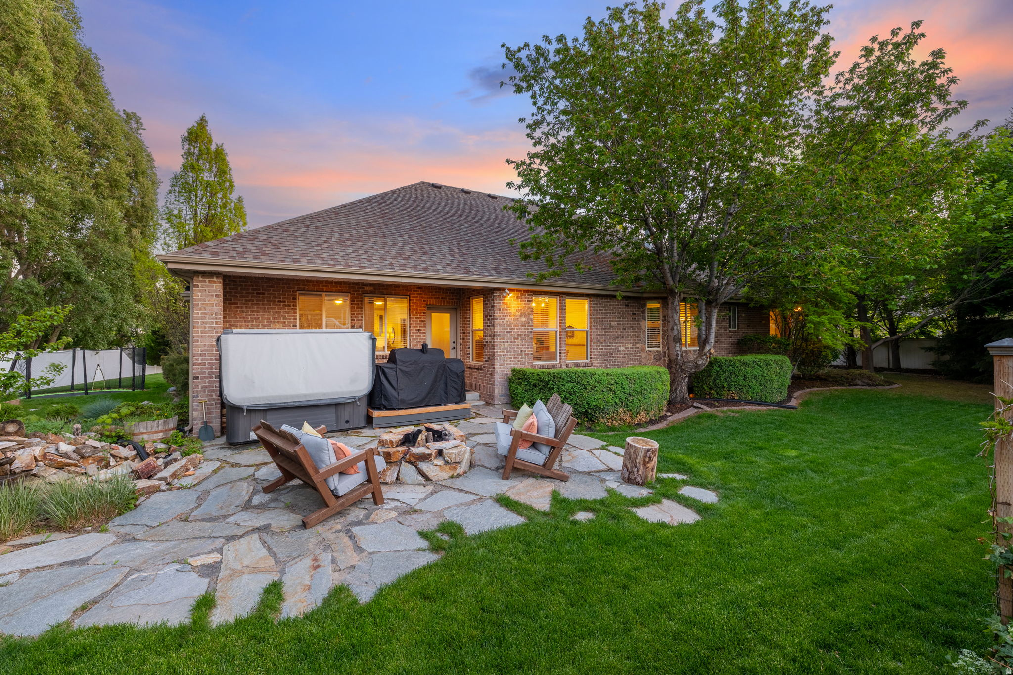 DRY CREEK BENCH - Residential