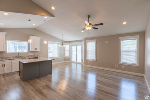 Tiny photo for 3867 N CHAPMAN DR, Eagle Mountain, UT 84005 (MLS # 2092677)