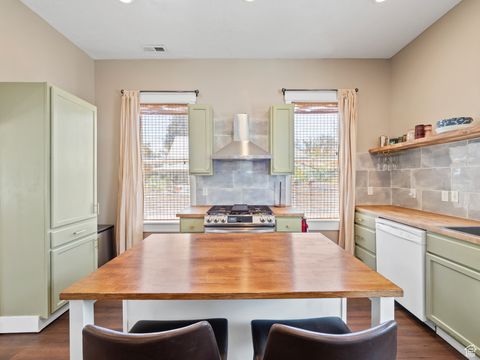 Tiny photo for 510 S 900 W, Provo, UT 84601 (MLS # 2115813)