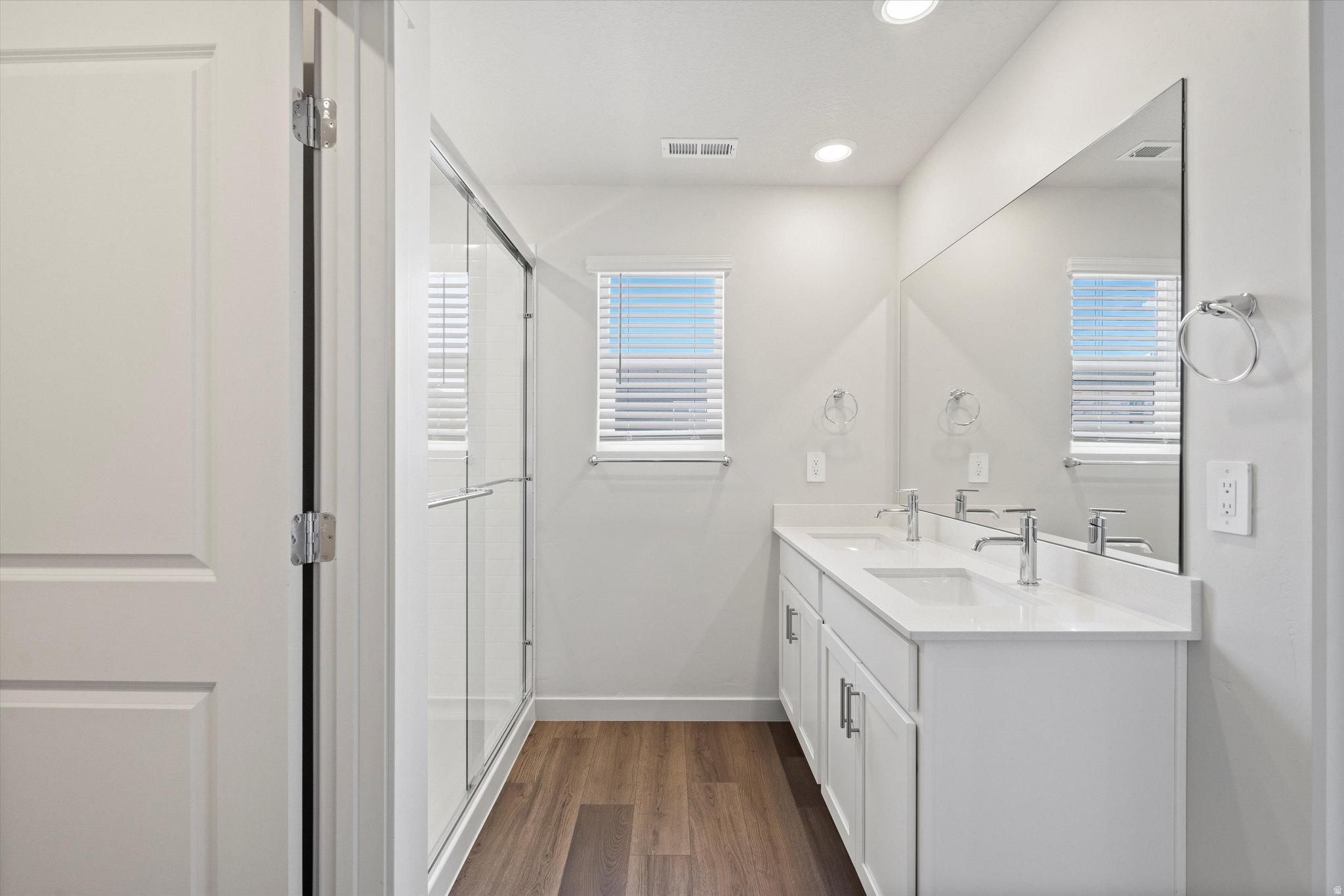 VISTA MEADOWS - Residential