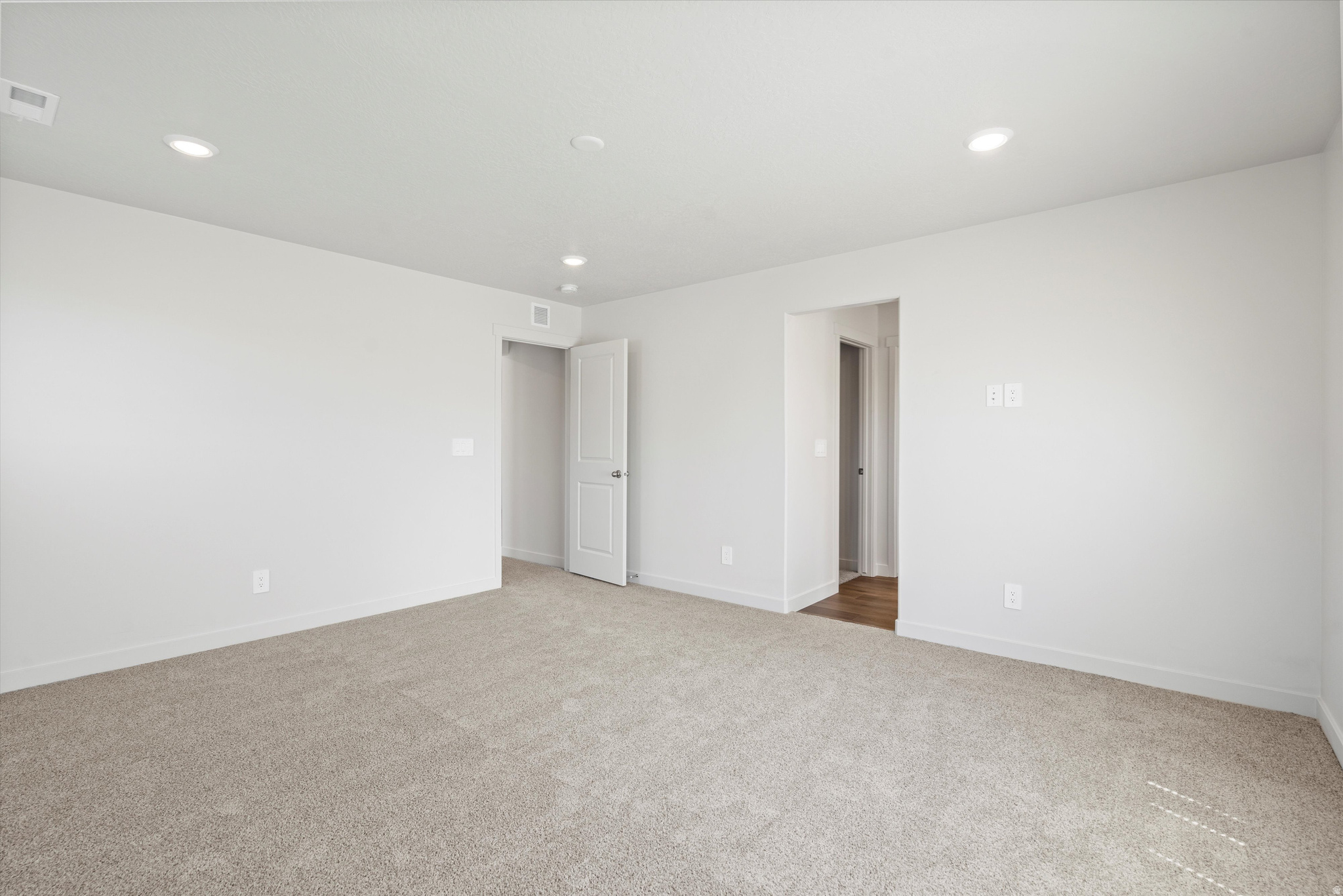 VISTA MEADOWS - Residential