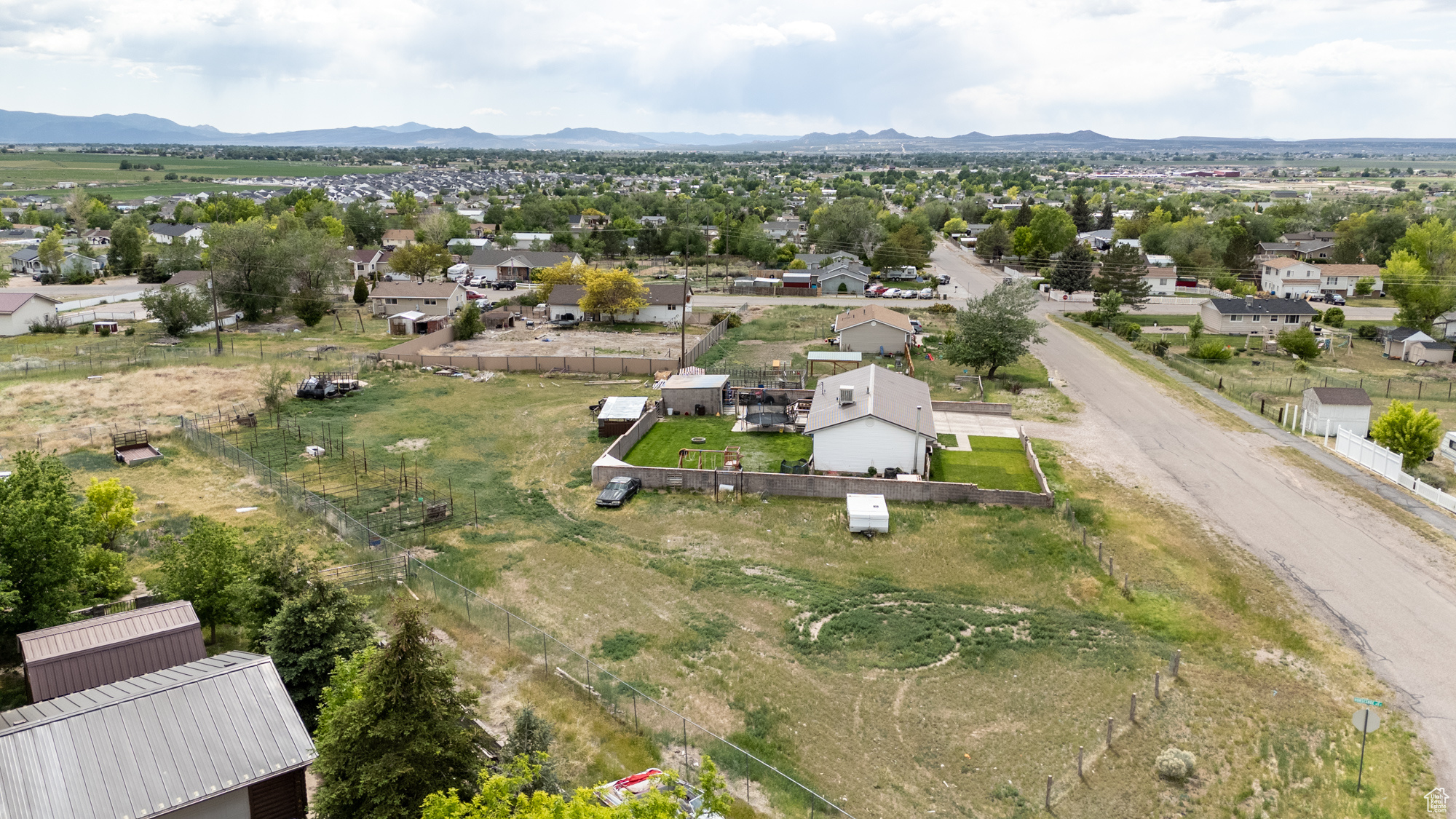 1790 E Homestead Blvd, Enoch, Utah image 43