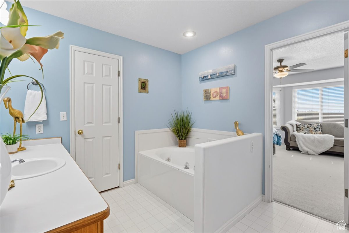 LINDSEY ESTATES - Residential