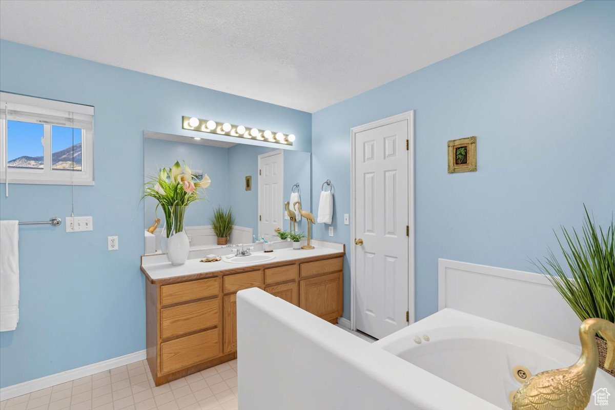 LINDSEY ESTATES - Residential