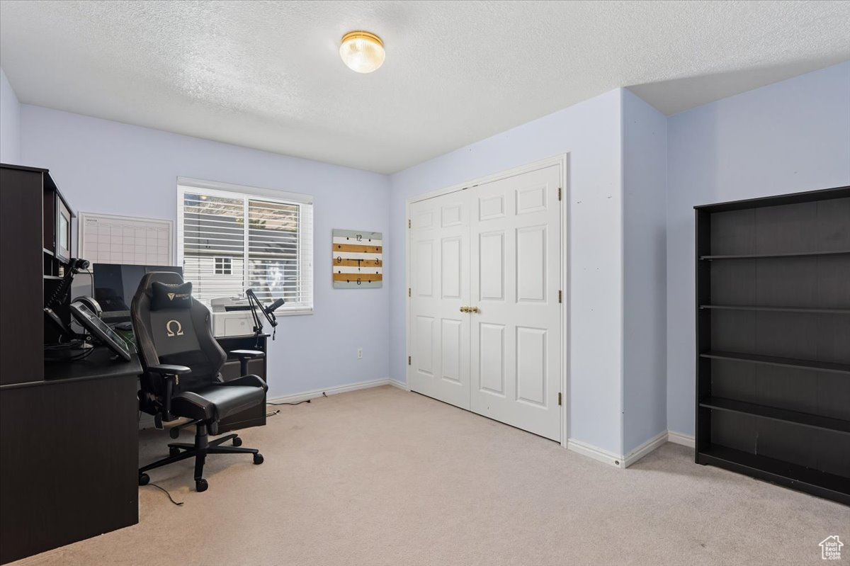 LINDSEY ESTATES - Residential