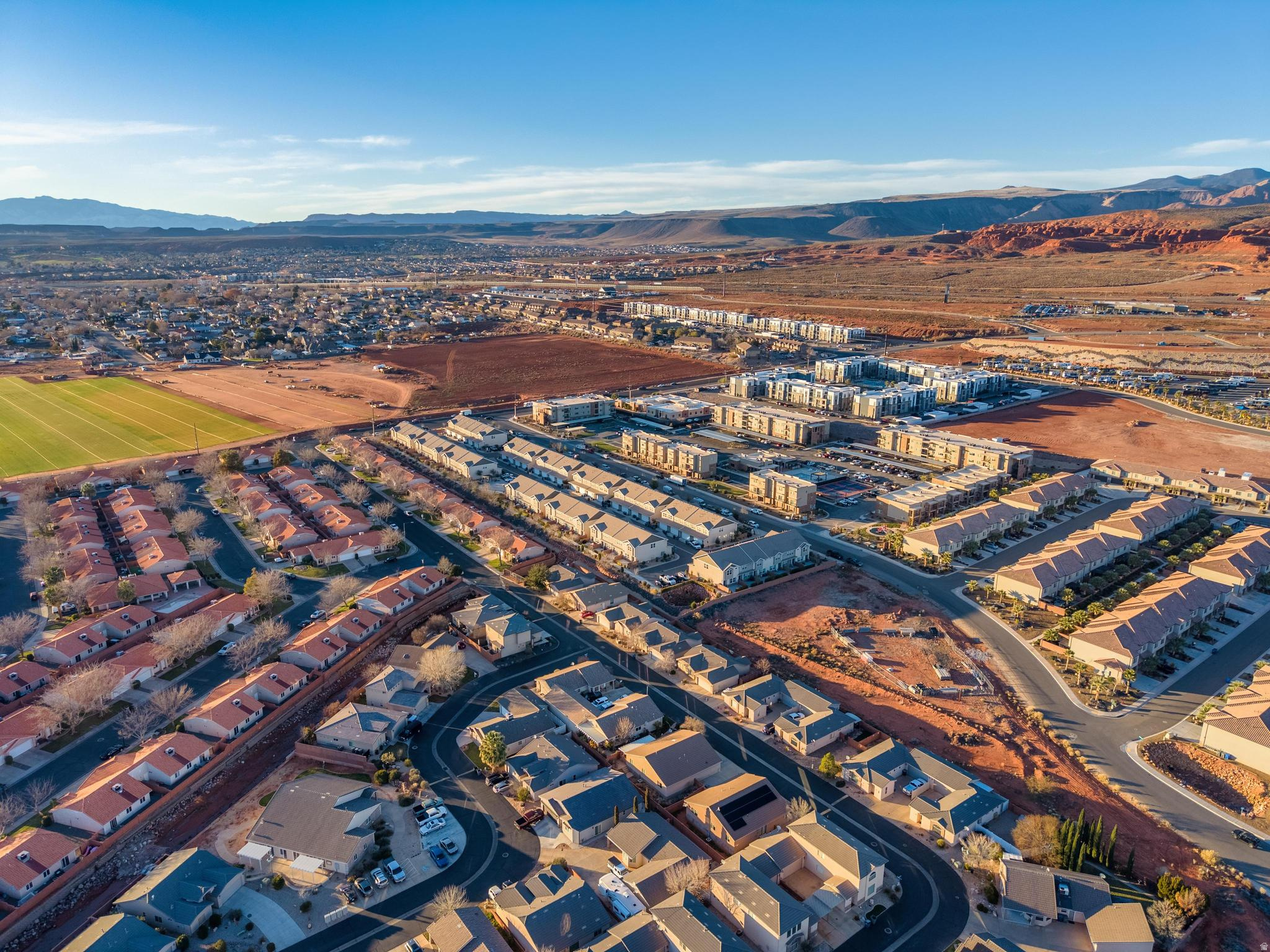 ENGLISH OAKS EST 1 AMD - Residential