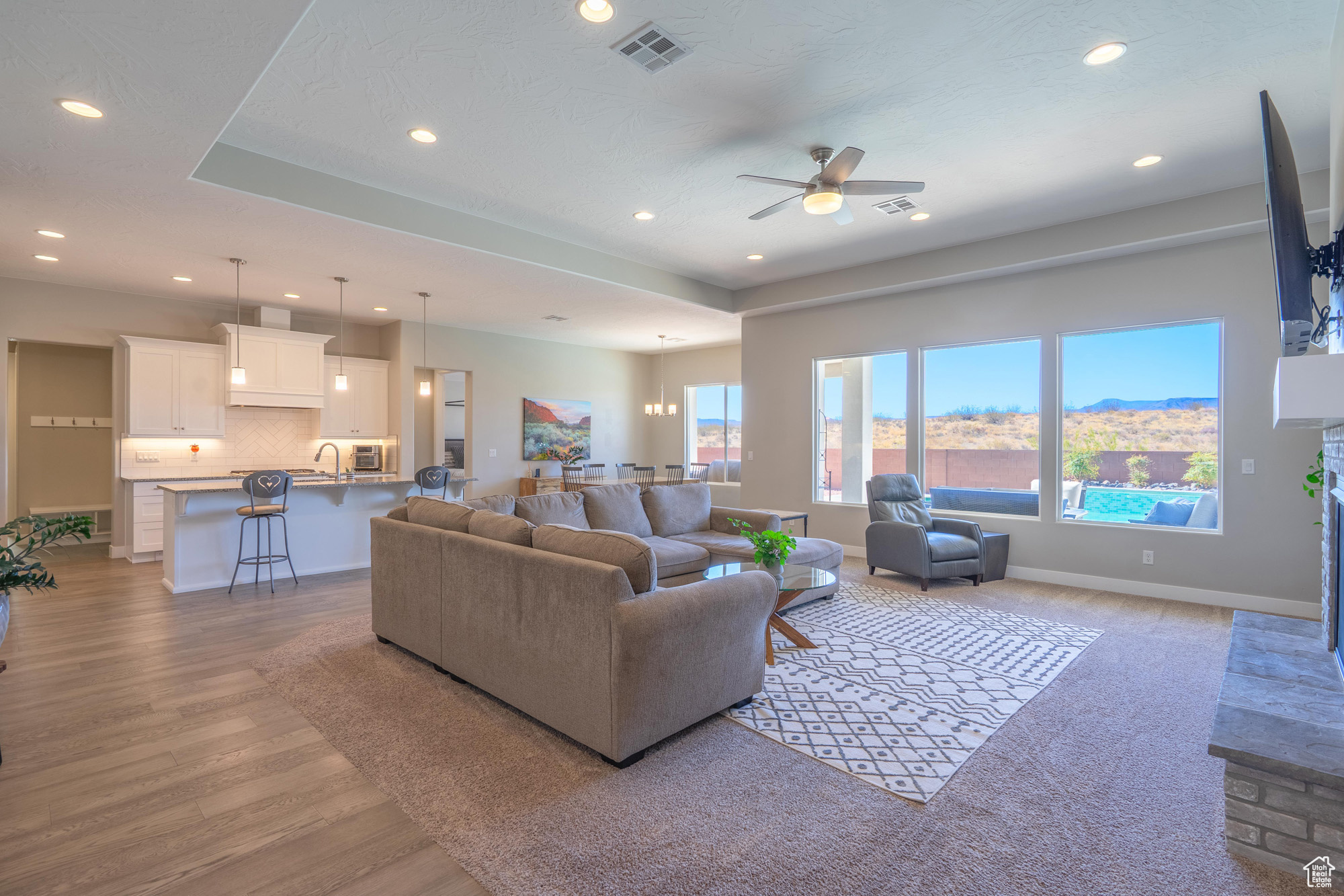 DESERT SOLACE - Residential