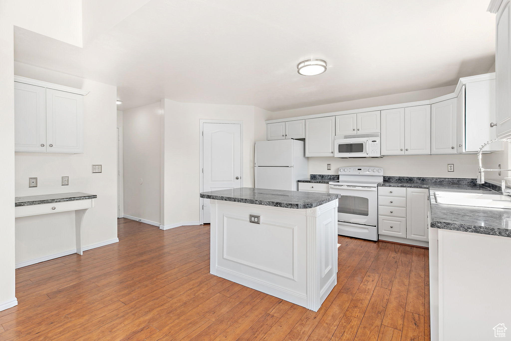 SUNSET COVE - Residential