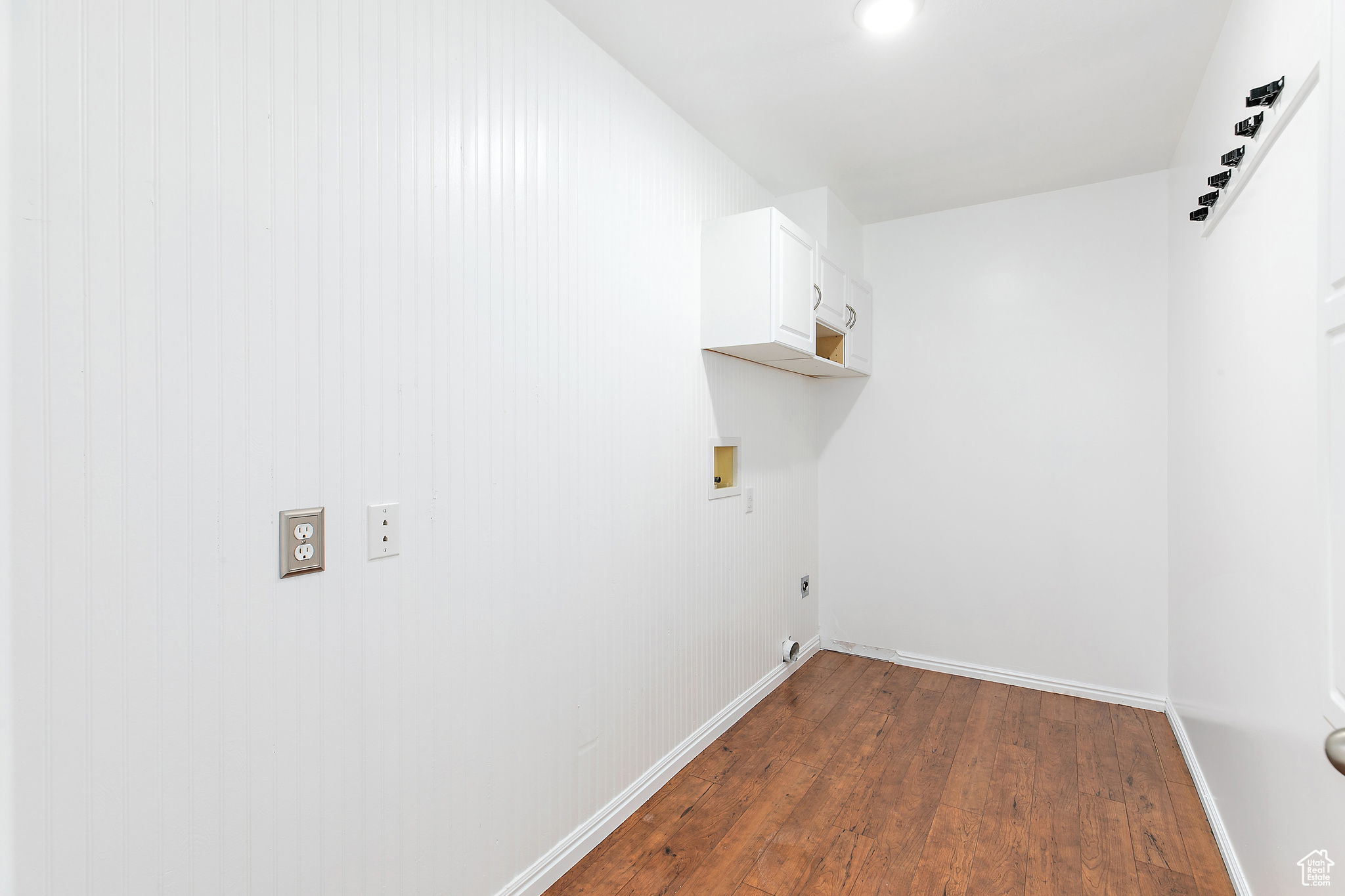 SUNSET COVE - Residential