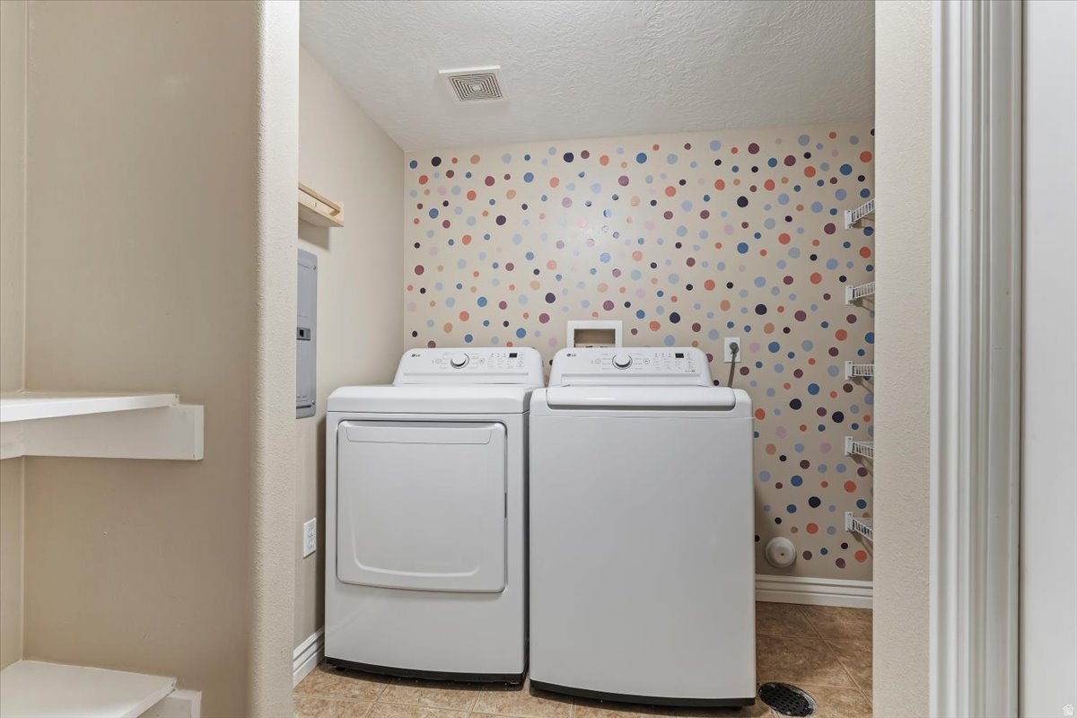 KENNECOTT - Residential