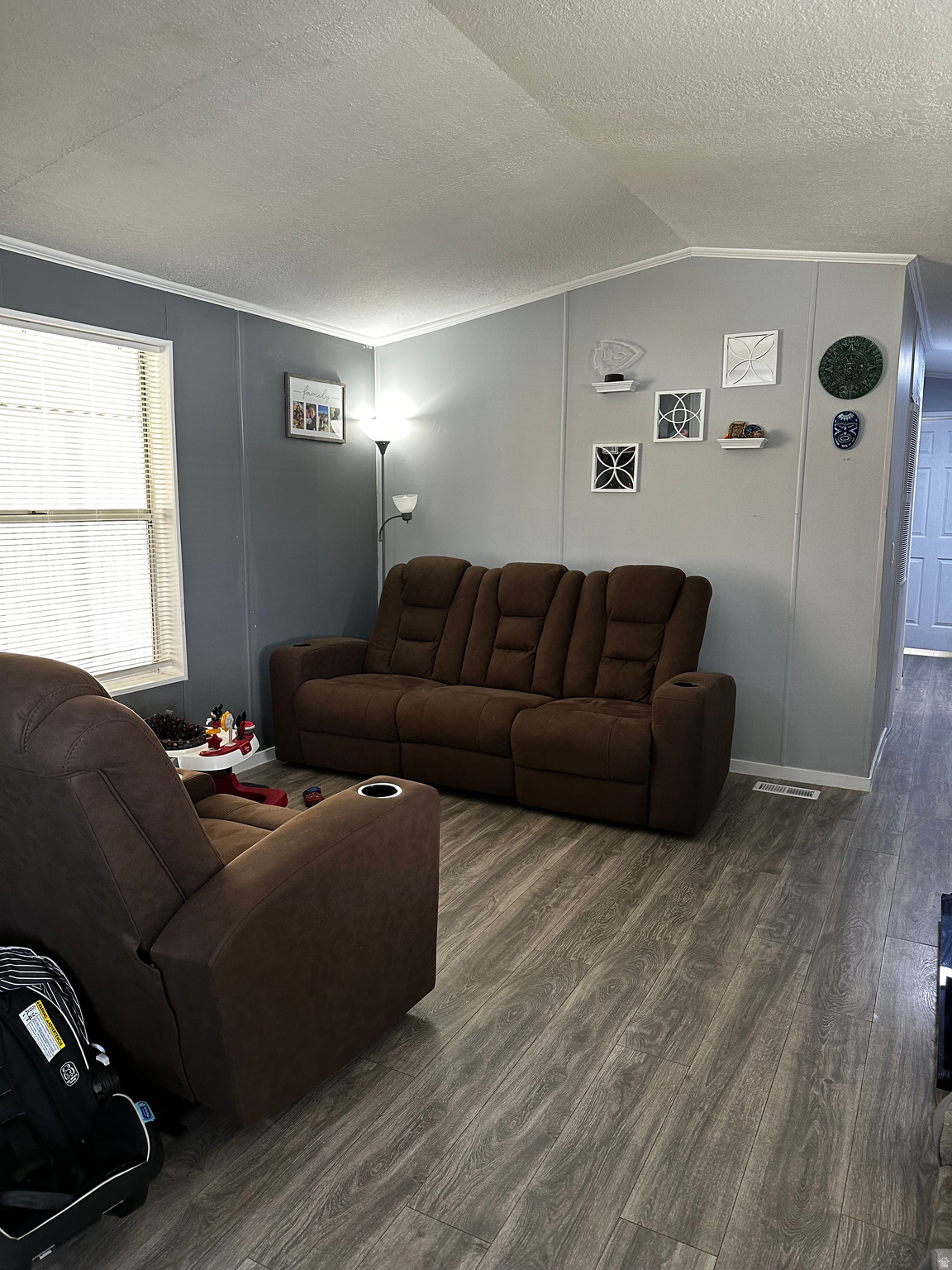 MAJESTIC MEADOWS - Residential