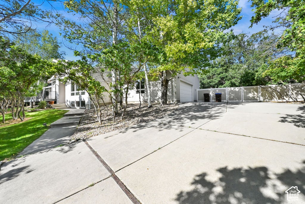 Photo of 366 S SCENIC DR, Alpine, UT 84004 (MLS # 2188268)