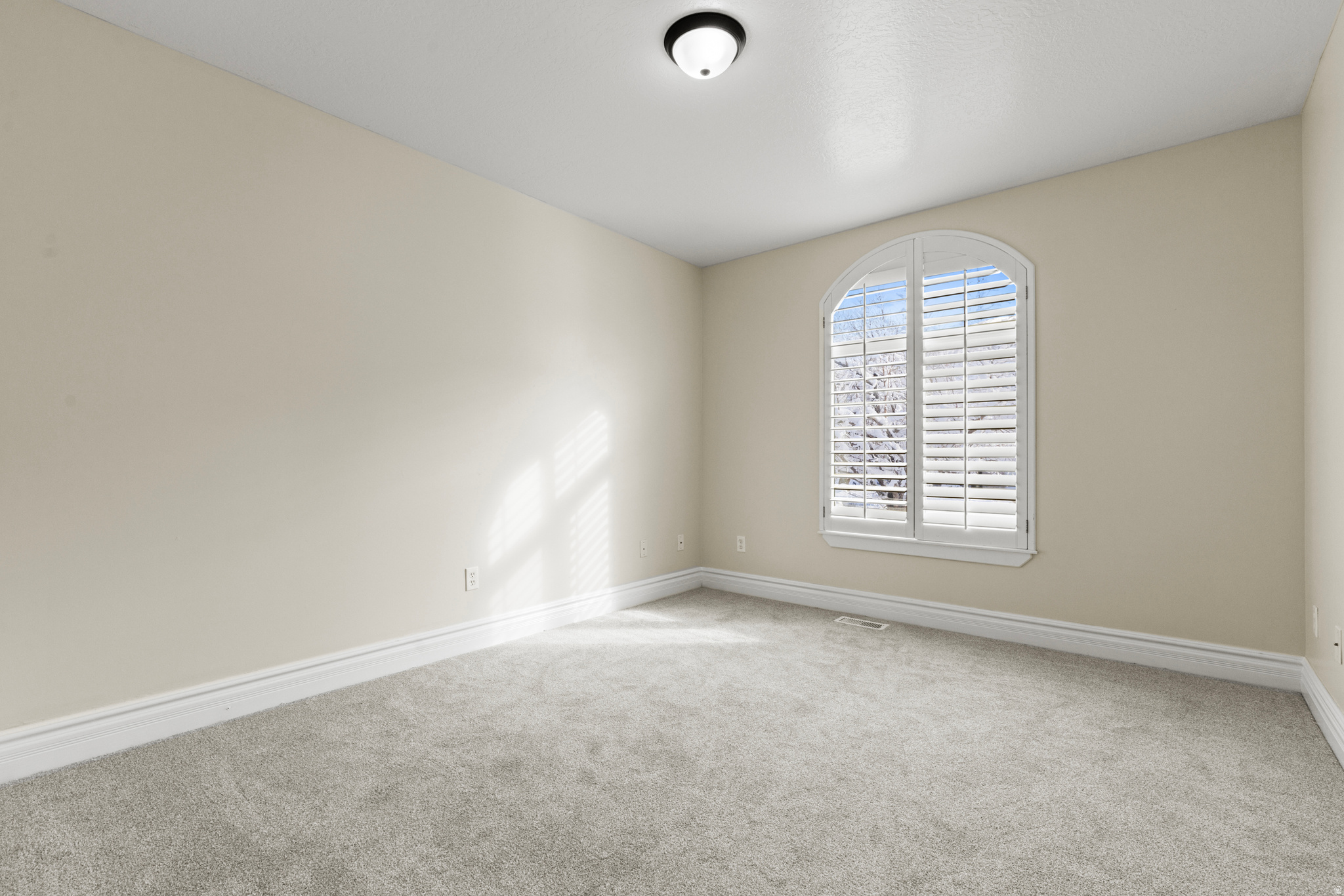 ROCKWELL ESTATES - Residential