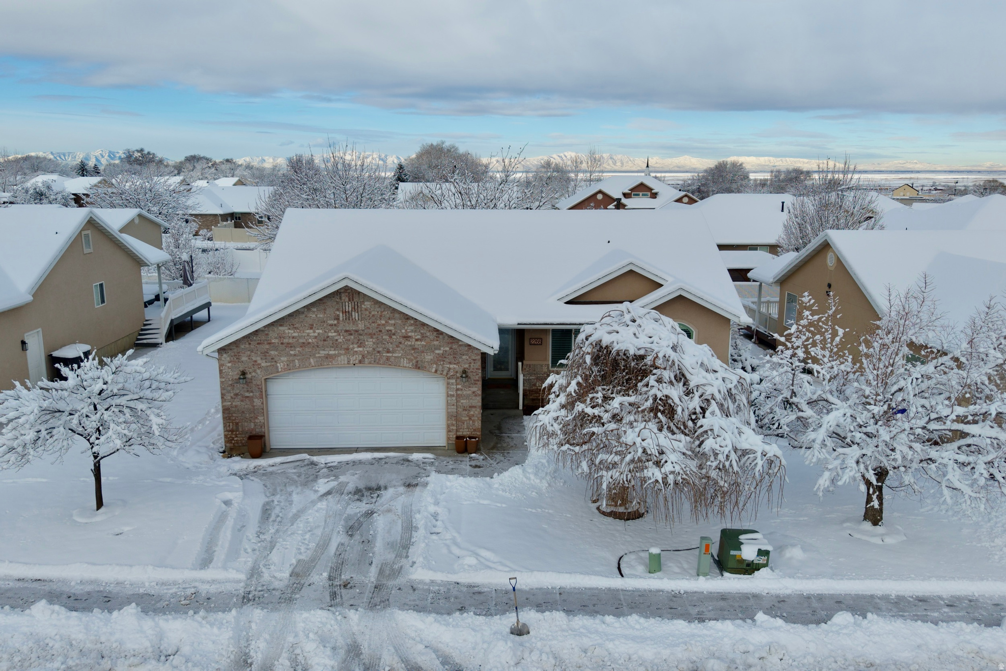 ROCKWELL ESTATES - Residential