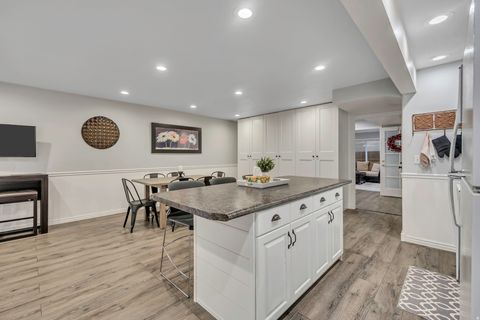 Tiny photo for 9162 S GLENN ABBEY WAY, Sandy, UT 84093 (MLS # 2134959)