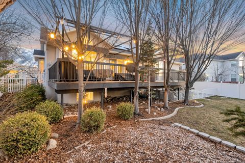 Tiny photo for 9162 S GLENN ABBEY WAY, Sandy, UT 84093 (MLS # 2134959)