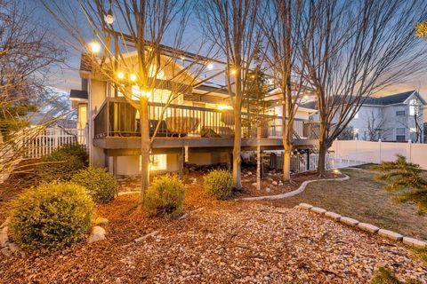 Tiny photo for 9162 S GLENN ABBEY WAY, Sandy, UT 84093 (MLS # 2134959)