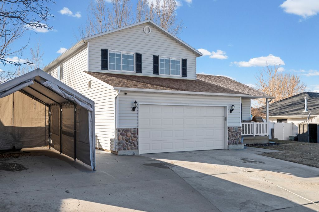 Photo of 486 E 760 S, Nephi, UT 84648 (MLS # 2134990)