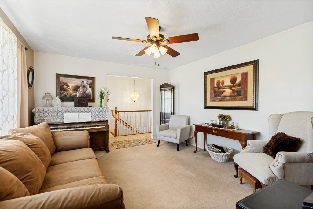 Photo of 3376 W 10000 S, South Jordan, UT 84095 (MLS # 2168262)