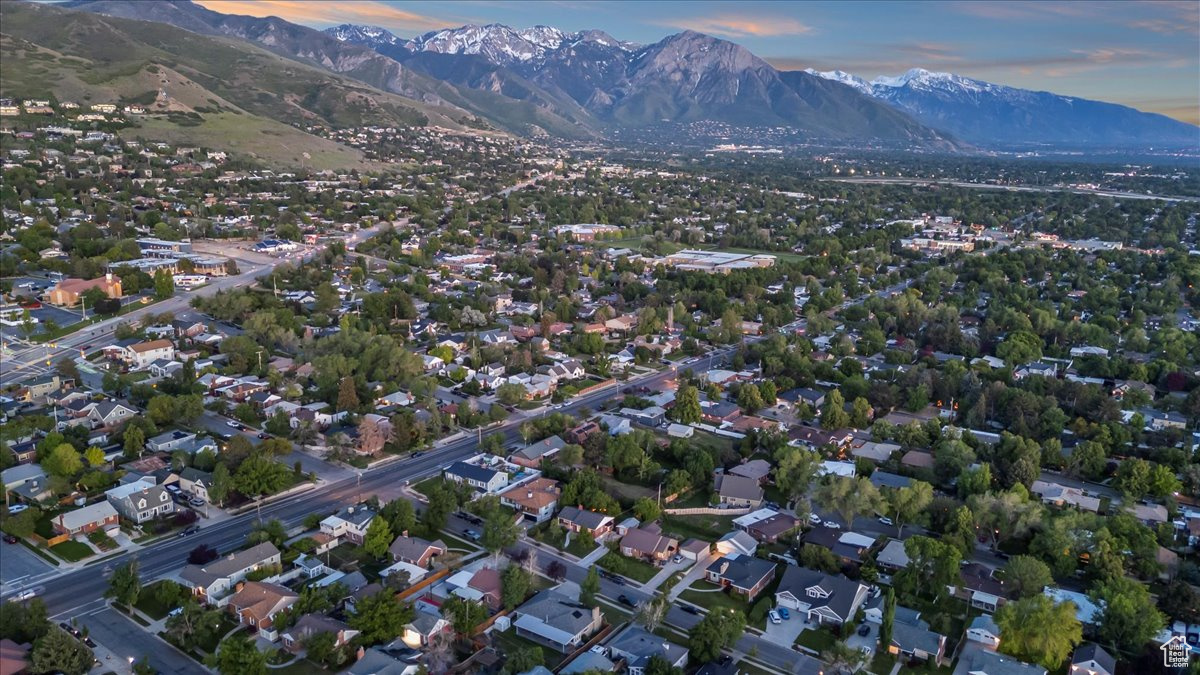 2266 E Kensington Ave, Salt Lake City, Utah image 48