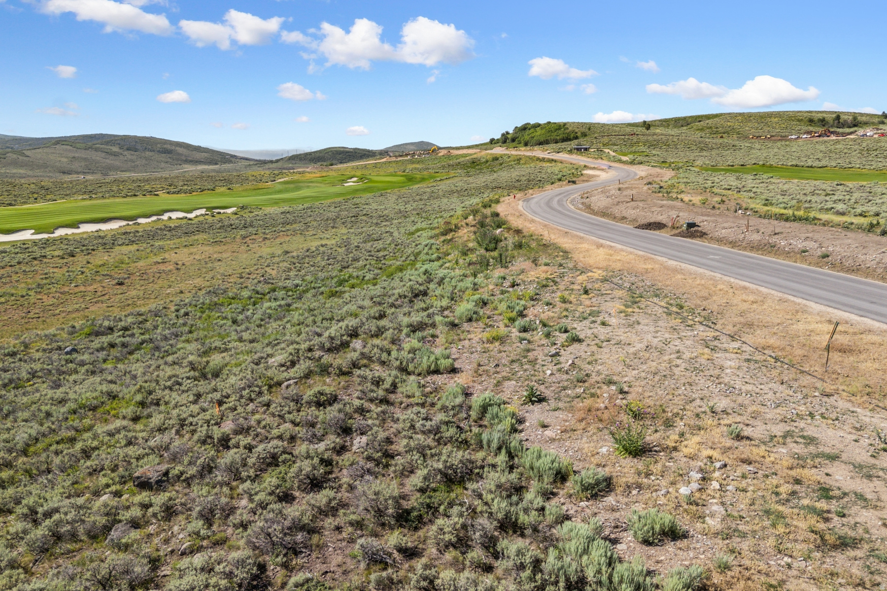 LINKS EDGE - Residential