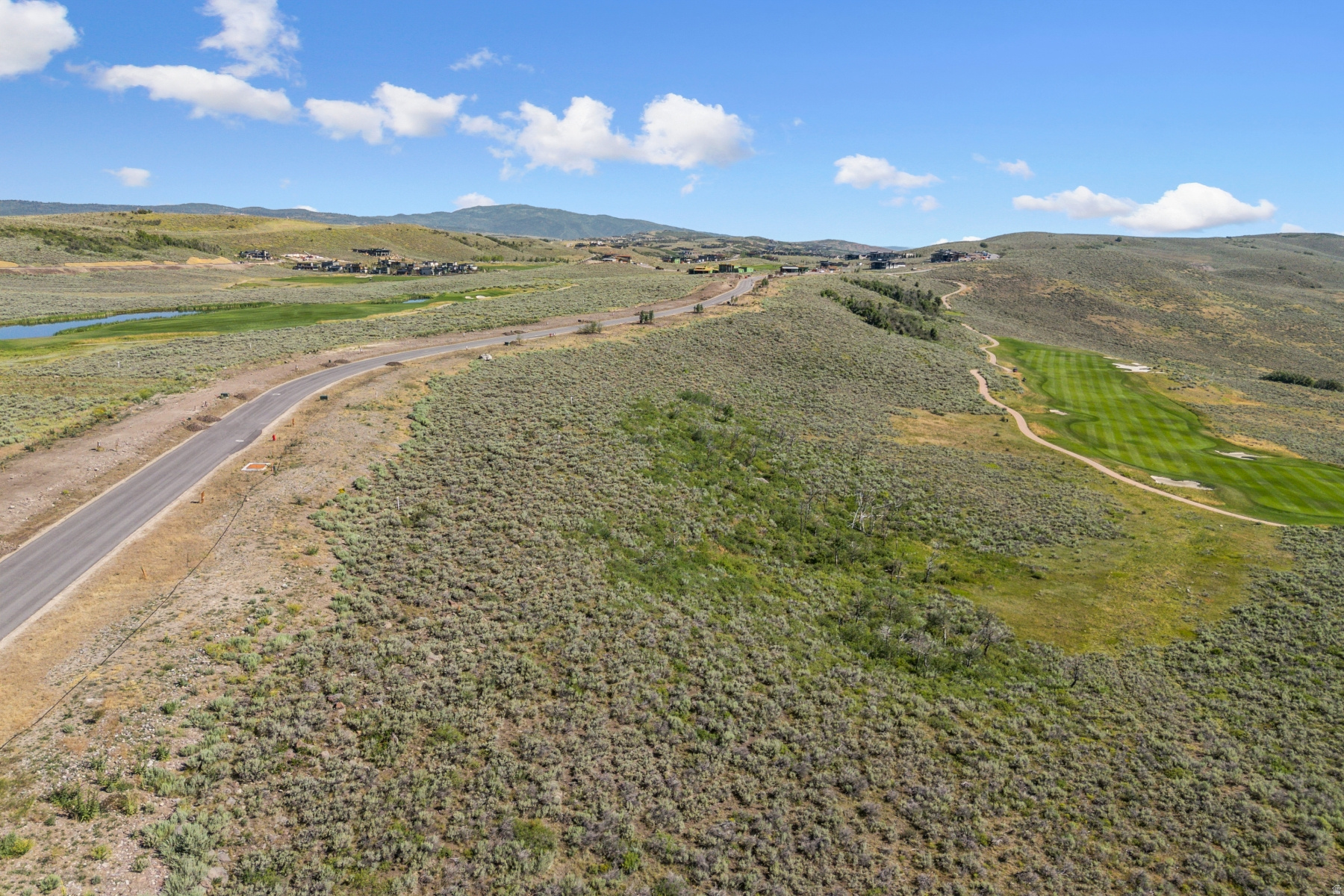 LINKS EDGE - Residential