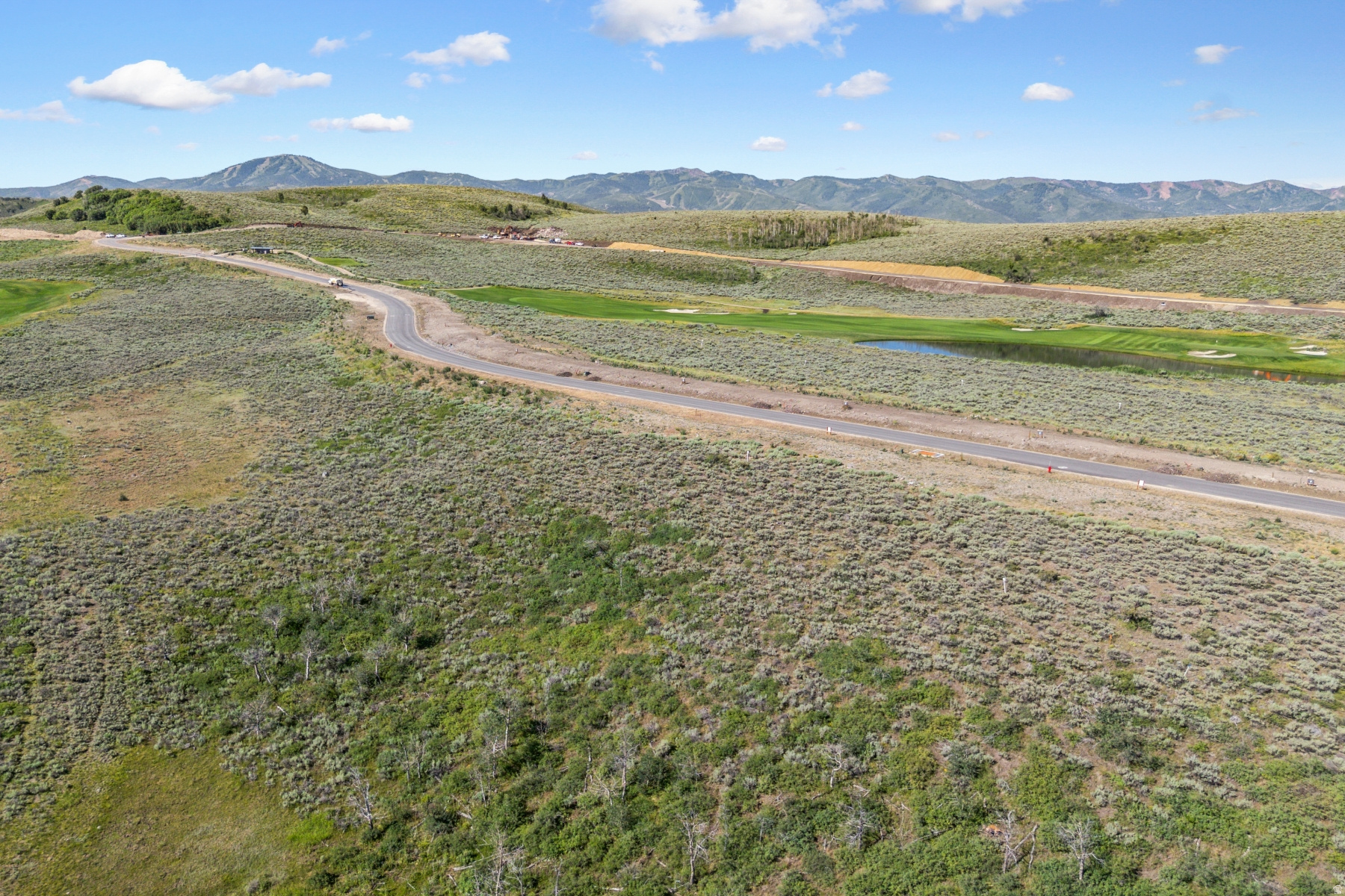 LINKS EDGE - Residential