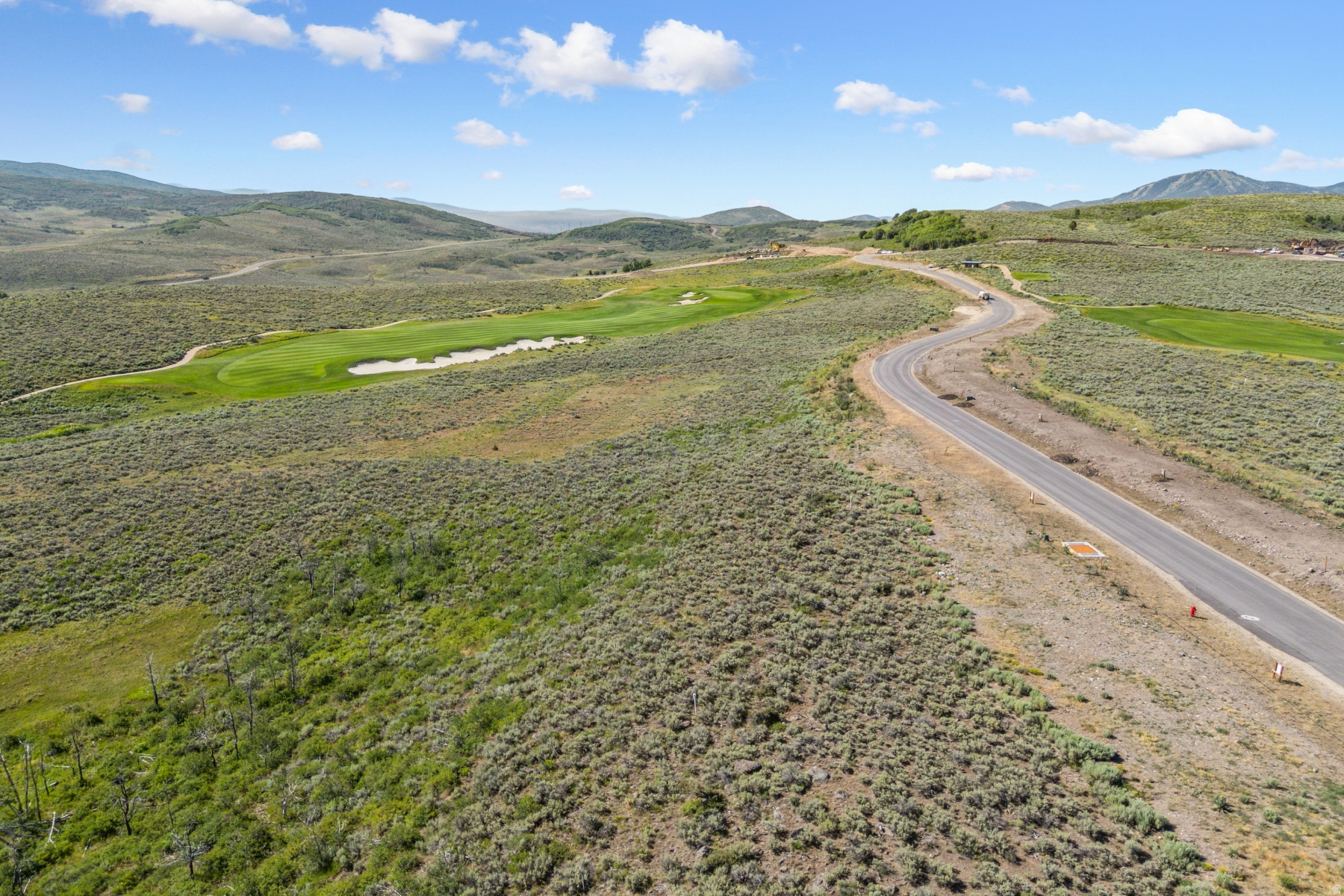 LINKS EDGE - Residential