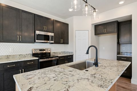 Tiny photo for 529 N HAVEN DR, Mapleton, UT 84664 (MLS # 2127594)