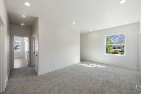 Tiny photo for 529 N HAVEN DR, Mapleton, UT 84664 (MLS # 2127594)