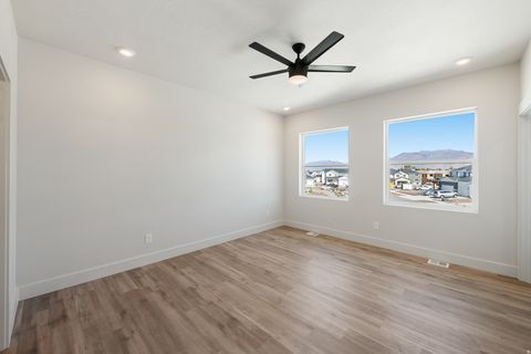 Tiny photo for 529 N HAVEN DR, Mapleton, UT 84664 (MLS # 2127594)