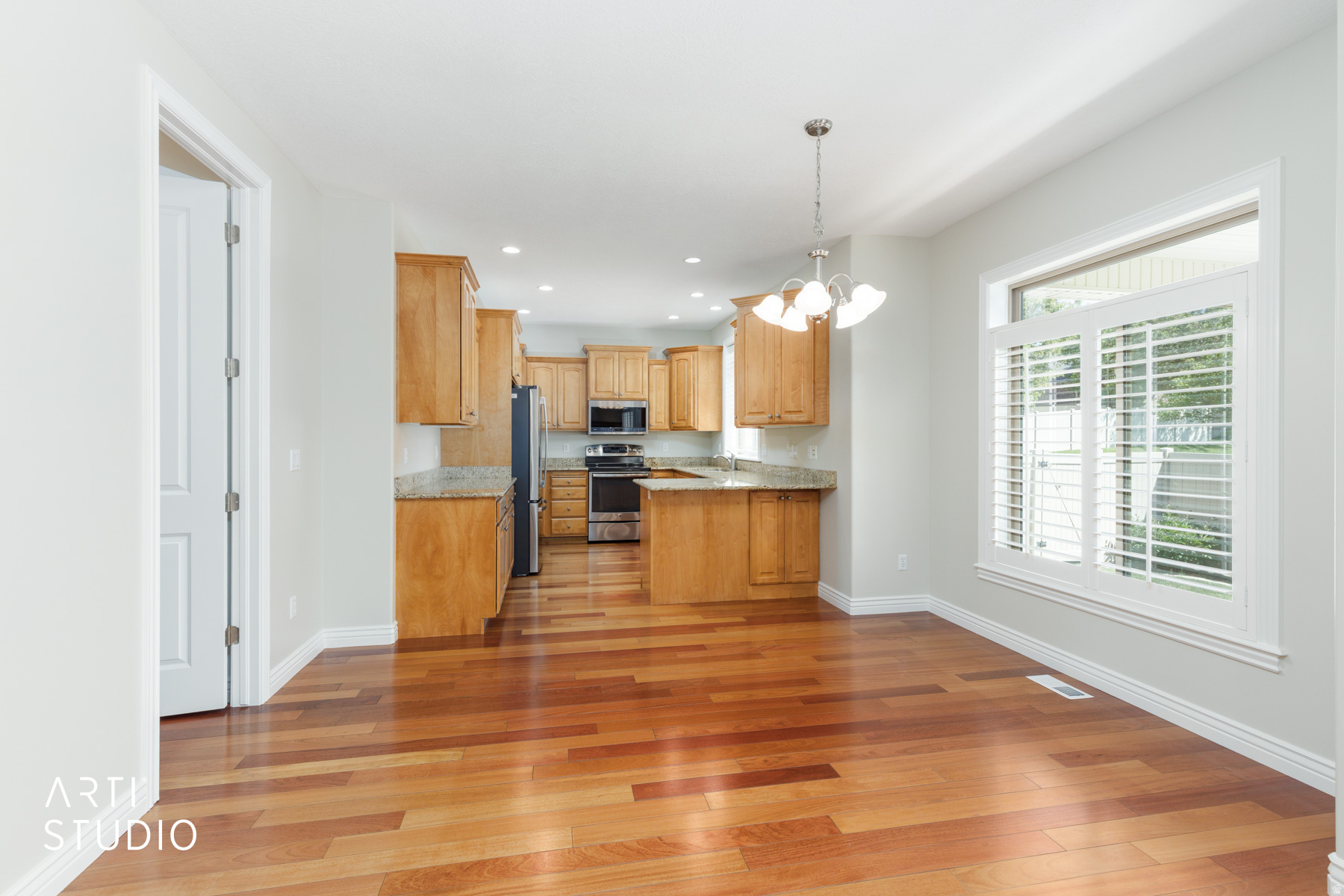 STONERIDGE AT PLEASANT VALLEY - Residential