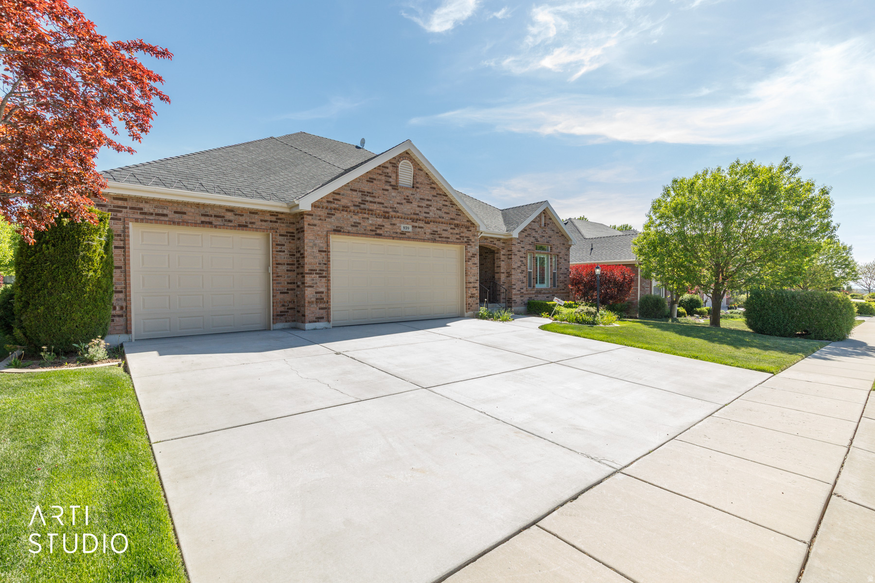 STONERIDGE AT PLEASANT VALLEY - Residential